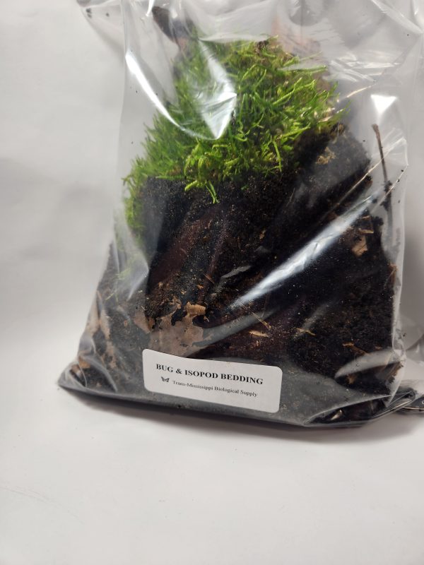 Bug Bedding substrate for insect habitats in classrooms from TMBS
